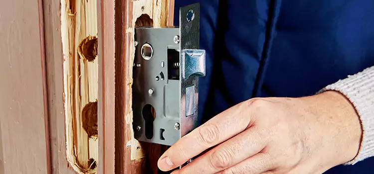 Garage Door Lock Replacement Cambridge
